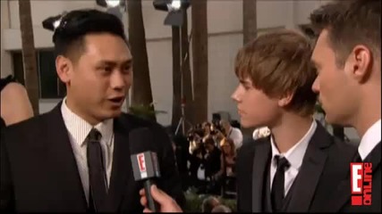 Изумяващия Джъстин Бийбър На Червения Килим - Golden Globes *hq* 