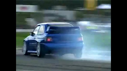 Ford Escort Cosworth Wrc - awd drifting in worlds 