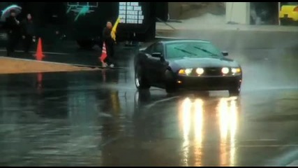 2010 Mustang In Japan! - Drifting 