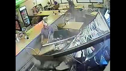 Destroyed in Seconds - Коли катастрофират жестоко