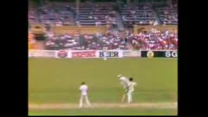 Viv Richards v Rodney Hogg - massive six 1984_85 Adelaide