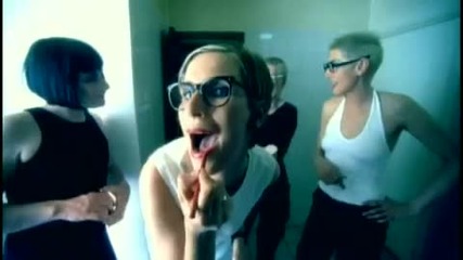 Exlusive !!!chumbawamba - Tubthumping Official Video !!!много готина песничка !!! 
