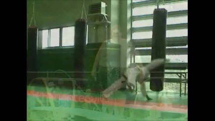 Смешно и малко болезнено!