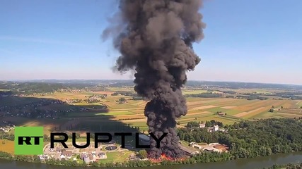 Австрия: Дрон засне огромен пожар във фабрика за рециклиране