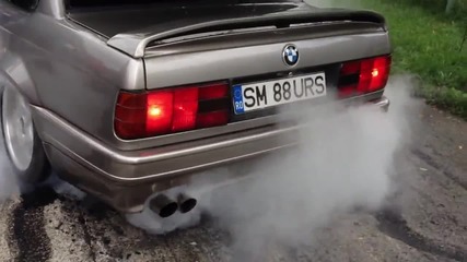 Bmw E30 V8 Burnout