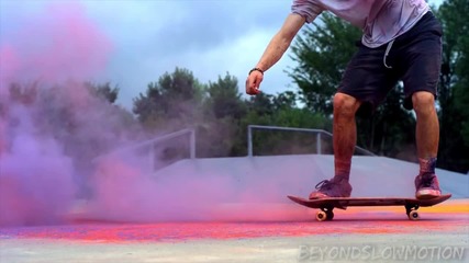 Eксплозия на цветовете - Скейтбординг на забавен кадър
