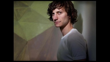 Gotye Feat. Kimbra - Somebody That I Used To Know