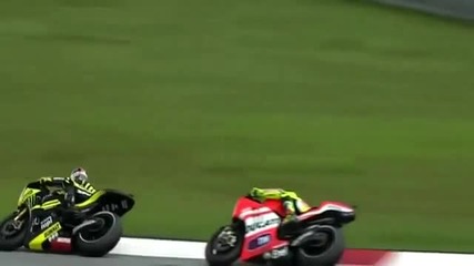 Нелепа катострофа в Мoto Gp завършила със смърт - Marco Simoncelli R.i.p