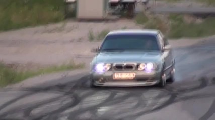 Луд Burnout с Bmw E34 535 Turbo