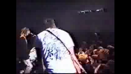 Nirvana - Smells Like Teen Spirit ( Live )