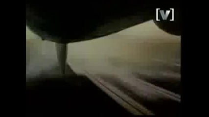Kenny Loggins - Danger Zone , Top Gun. 