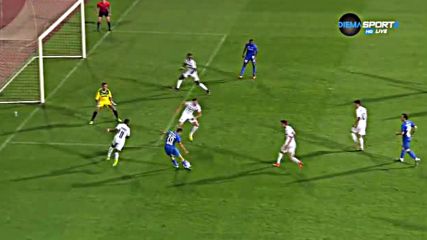 Левски прави показно на Славия - 0:3
