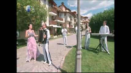 орк. канарите - еленино хоро, снежано моме хубава - които може води хорото