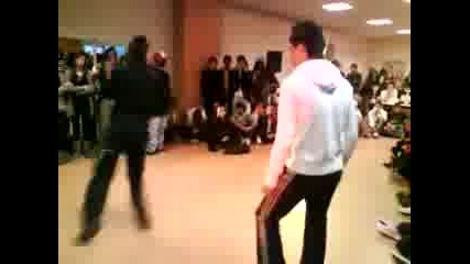Tecktonik Danse Electro - Famous Vs. Mickey - Stand Up Dance Contest.