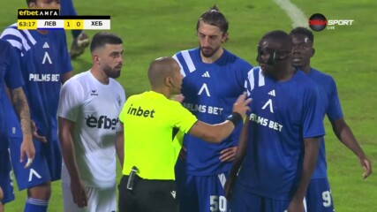 Напрежение между футболистите на Левски и Хебър