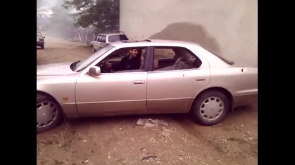 Lexus Ls400 пали гумите