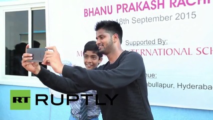 India: Man takes 1,800 selfies in one hour, breaking world record