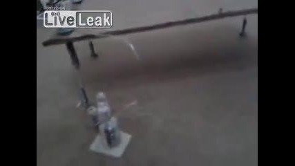 Домашно устройство - предупреждава ако има заметресение!