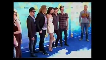 Teen Choice Awards Glimpse - Selena, Demi, Taylor