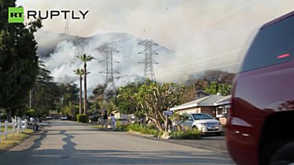 Huge Wildfires Blaze Through San Gabriel Mountains Just Outside LA
