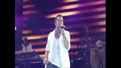 Ave Maria - David Bisbal Live