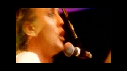 Queen - Hammer To Fall