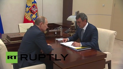 Russia: Putin meets governor of Sevastopol to discuss socio-economic development