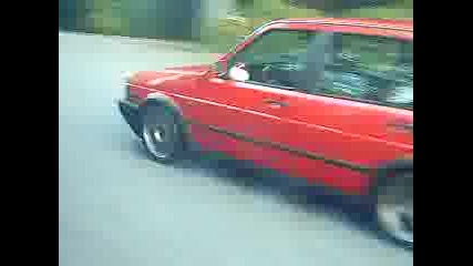 Jetta пали гуми