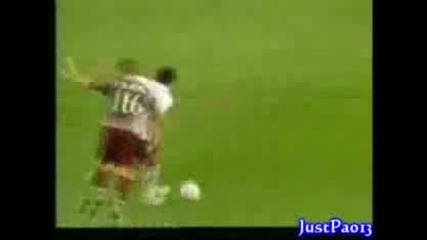 David Villa - Best Forward Ever