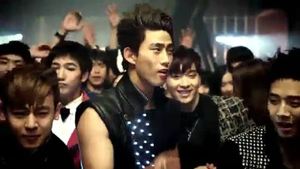 2pm-hands up Mv