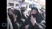 Tens of Thousands Turn up for Funeral of Saudi Suicide Attack Victims
