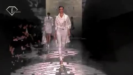 fashiontv Ftv.com - F Floor Hd Gucci ss10 