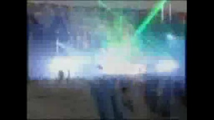 пияни танцуват - смях
