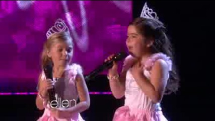 малко момиче пее невероятно песента Rolling in the Deep в шоуто на Ellen