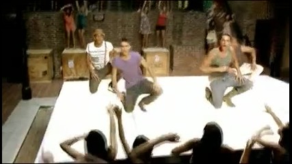 Jls - Everybody In Love