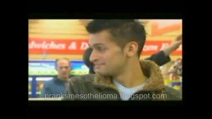 Скрита камера - Много неловко положение ! 