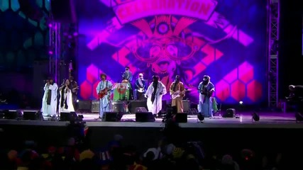 Tinariwen - Amassakoul N Tenere Концерт по повод откриването на световното по футбол Ю А Р - Африка 