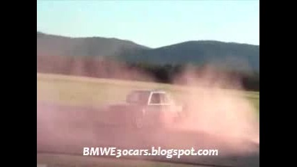 Bmw E30 Burnout With Red Tires 