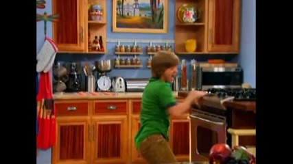 Hannah Montana - Mascot Love - S1 E8 - Part 3 hd 