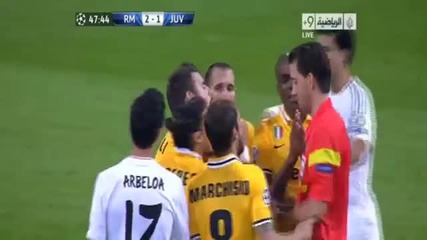 Заслужаваше ли директен червен картон Киелини срещу Роналдо ??