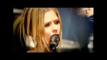 AVRIL LAVIGNE - Live