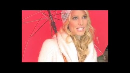 Jessica Simpson - Let It Snow, Let It Snow, Let It Snow
