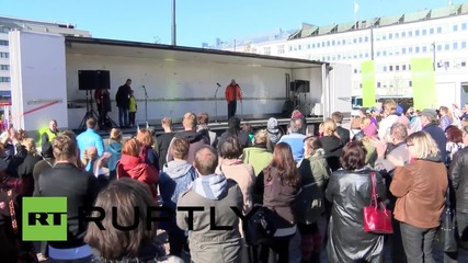 Finland: "We support Hungary!" - Far-right protesters rally against refugees
