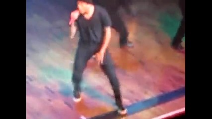 Chris Brown November 14, 2009 at Hob Houston Fan Appreciation Tour - Gimme That 