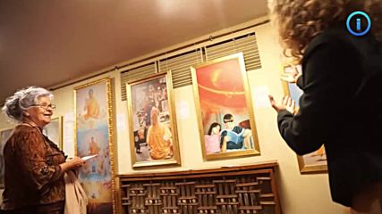 Видео: Александра Ботева въвежда посетителите в изложбата "изкуството на Джън, Шан, Жен", юли 2018 г