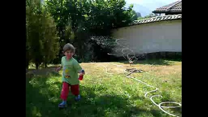 Селце - поливаме тревата 07.2009 Iii