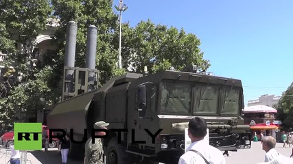Russia: Army exhibit attracts thousands in Sevastopol