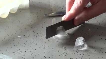 Рязане на лед с нож