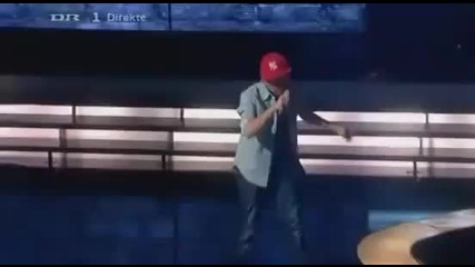 Талантливо момче пее песента Baby на Джъстин Бийбър .. ;; X Factor 2011 Denmark ..