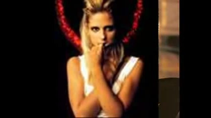 Sarah Michelle Gellar Slideshow